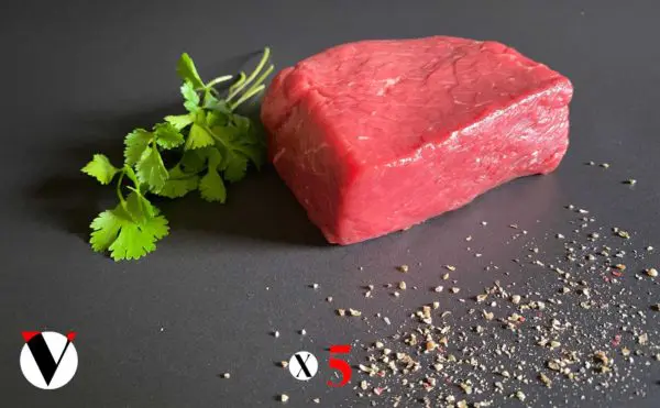 cinq pavés de rumsteak, labelisé limousine, viandes à domicile